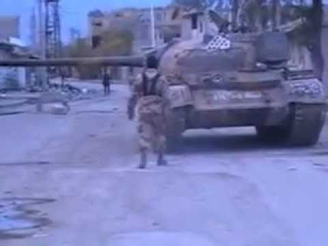 توجه دبابات الجيش الحر لضرب حاجز السياسية في مدينة دير الزور