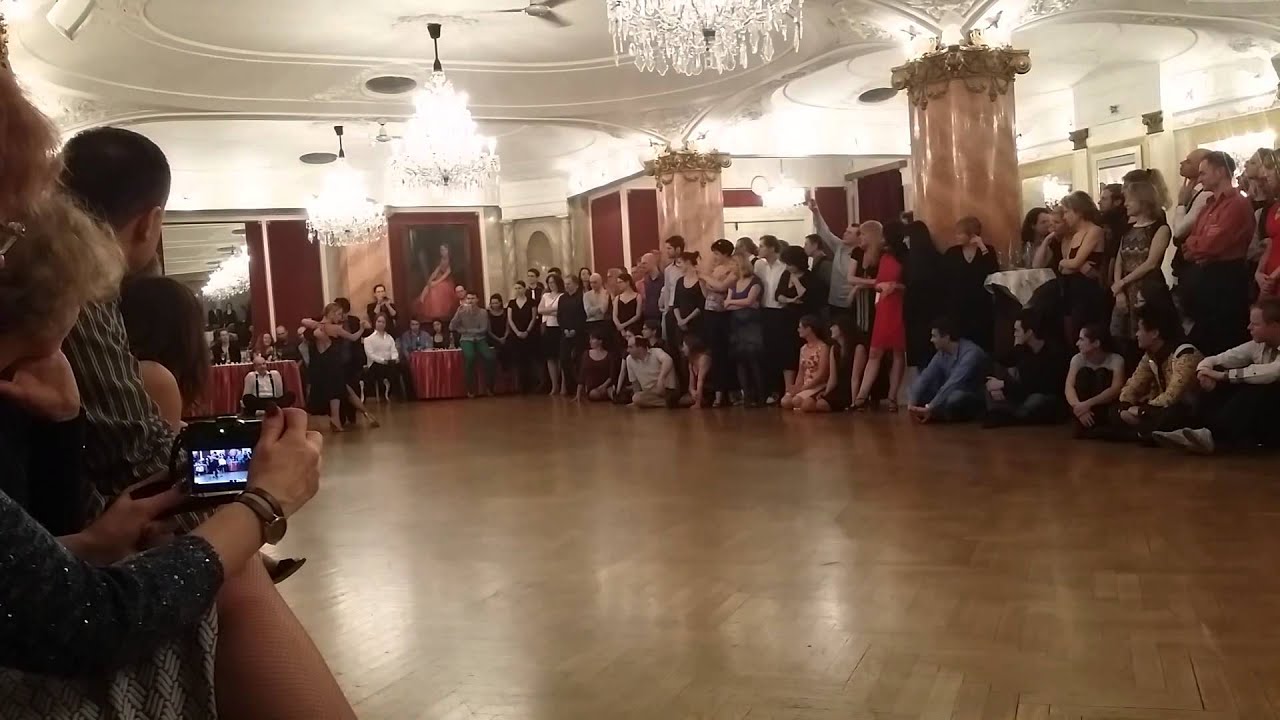 show Alejandra Mantiňan a Aonikena Quiroga