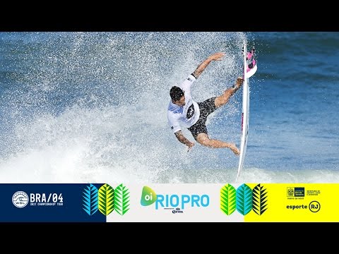 Adriano de Souza vs. Wiggolly Dantas vs. Gabriel Medina - Round Four, Heat 1 - Oi Rio Pro 2017