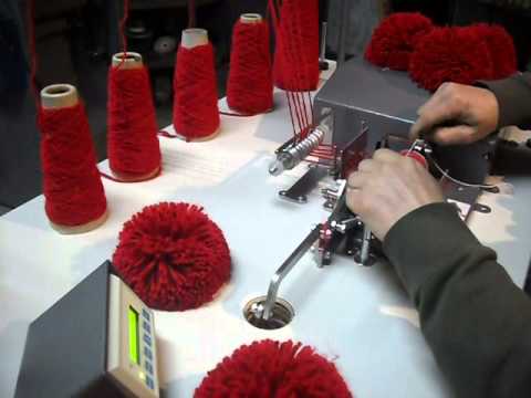 Машина для изготовления помпонов