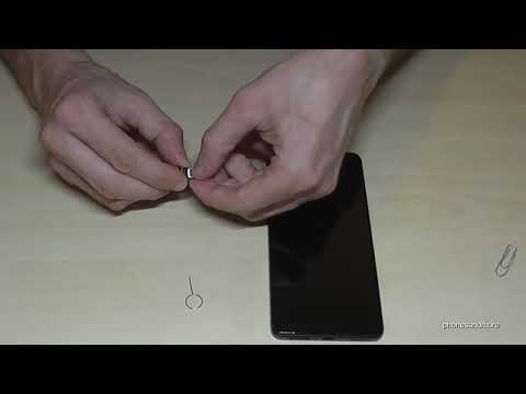 Poco F4: How to insert the SIM card? Installation of the nano SIM cards (Tutorial)