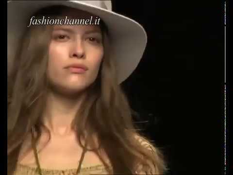 "Angelo Marani" Autumn Winter 10-11 Milan 2 of 3 pret a porter women by FashionChannel