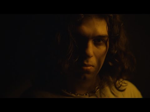 Gio Mkl - Close To The Edge [Official visualizer]