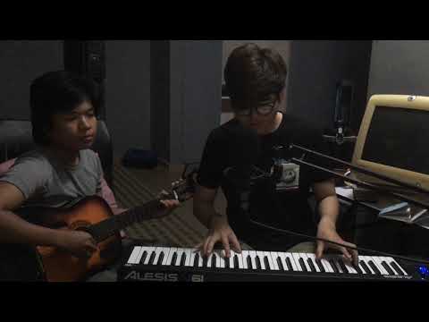 download lagu mp3 mp4 Coldplay Gravity Bpm, download lagu Coldplay Gravity Bpm gratis, unduh video klip Coldplay Gravity Bpm