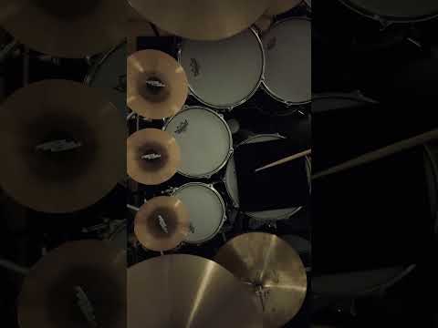 Missing left hand Drum Vignette | #creativdrums #improvisedmusic #melodicdrumming #drumming #drums