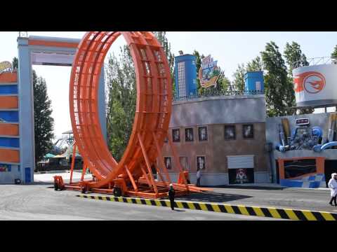 Mirabilandia LOOP - Grosso guaio a stunt city