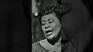 Ella performs “Air Mail Special” live in  1961 with Oscar Peterson. 💌 #ellafitzgerald #livejazz