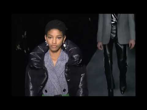 Givenchy - Women's Autumn/Winter 2019/20 Show in Paris