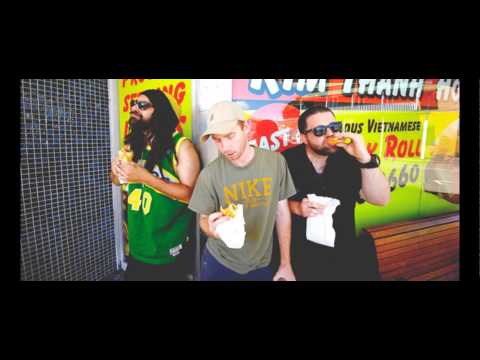 Funkoars - Below Average