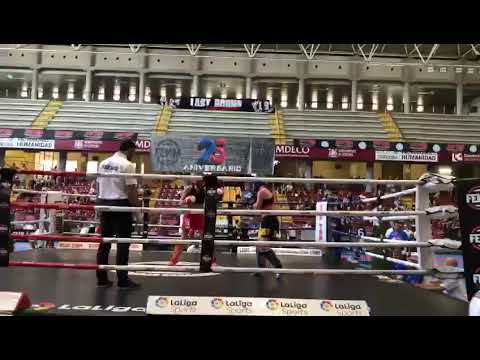 Final Campeonato de España rapidez gana a poderío, Amanda la más bajita ganó@kickboxing a los 60.