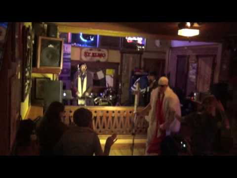 Goddamn That Ghost Is Holy - 20 Ft Neon Jesus at St Elmos - Sidepony - November 12, 2016 2