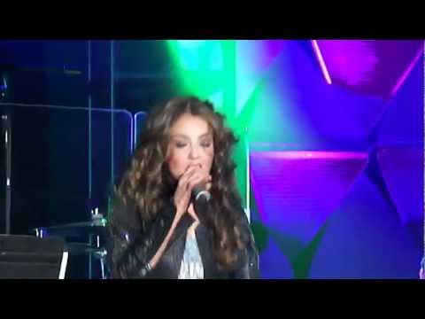 Thalia Viva Tour New York 2013 - Manias