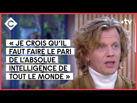 Alex Lutz, Daniel Pennac - C à Vous - 06/04/2022