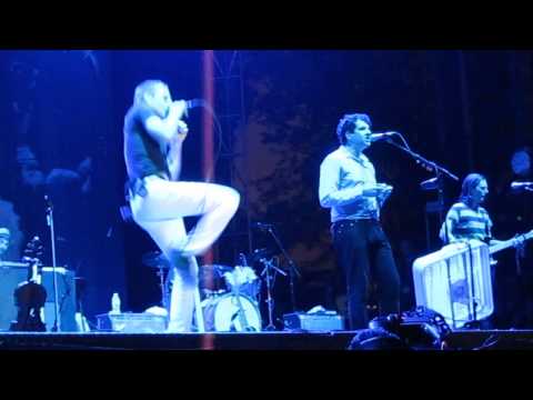 Belle & Sebastian - Piazza, New York Catcher - 2013 Pitchfork Music Festival