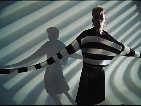 Walls - A Mi Lao (Videoclip Oficial)