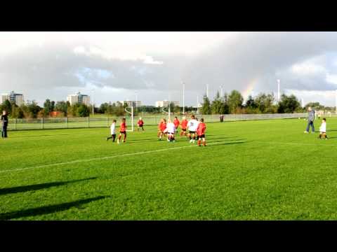 6- Doelpunt 4 voor AFC IJBurg F9 tegen De Meer F5 op 25-09-2010