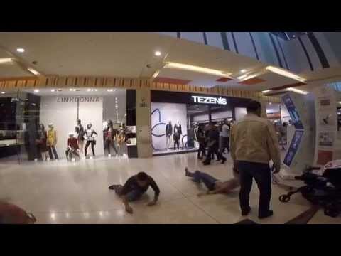 Scene extra - Cadute al supermercato 2 - MadCrazy