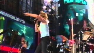Bon Jovi - Everyday (take #1 - live at Times Square 2002 - RARE)