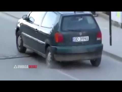 Dziadek jedzie na ręcznym