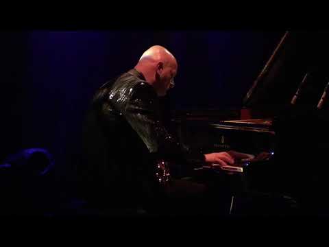 Paweł Janiszewski - Lullaby (Rosemary`s Baby Main Theme)