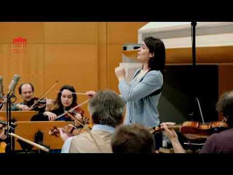 Sophie Dervaux - Hummel: Grand Concerto in F Major: I. Allegro moderato (Teaser)