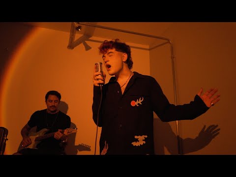 Video thumbnail for imensidão (Stripped)