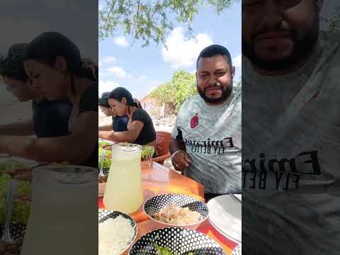 Melhor almoço em Paranatama, Pernambuco, pra comer chama Betão e pra trabalhar chama Jackson Silva.