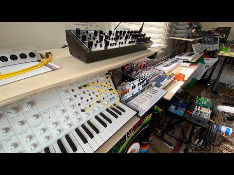 HARDWARE SYNTHESIZER STUDIO TOUR 2022