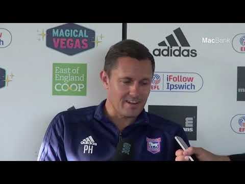 PRESS CONFERENCE | Paul Hurst pre-Leeds