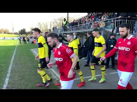 Die Mannschaften kommen | VfB Homberg - Rot Weiss Essen