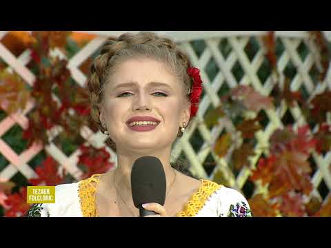 Andra Matei – Cărăruşă prin păpuşoi (@Tezaur folcloric)
