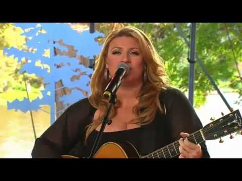 Sarah Dawn Finer - Balladen om ett brustet hjärta (Live @ Moraeus med mera 2012)