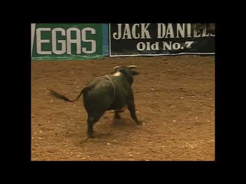 Charlie Brown hooks Mark Cain - 98 PBR Birmingham