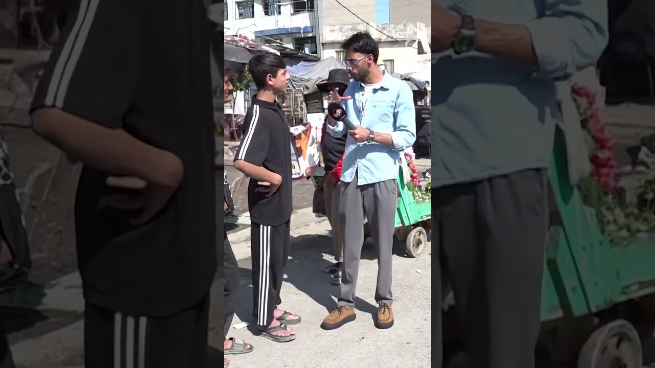 فيديو | بسبب قلة فرص العمل شاب يشكو : "أشتغل بالطيور حتى أعيش"