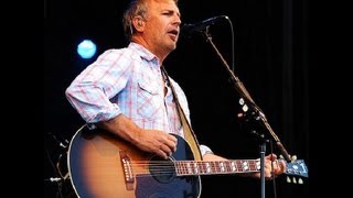 Kevin Costner &amp; Modern West - &quot;Superman 14&quot; live