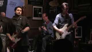 Monster Mike Welch - Right Place, Wrong Time