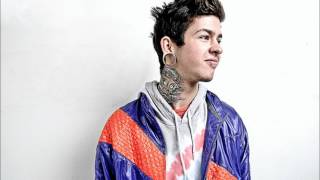 T. Mills Ft Cocaine 80s - Other Bitch Callin (June2012)