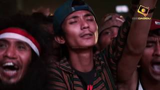 Download lagu Iwan Fals 'Kaum Urbanis' Live in concert Music Special Ancol mp3 Download lagu Iwan Fals 'Kaum Urbanis' Live in concert Music Special Ancol mp3