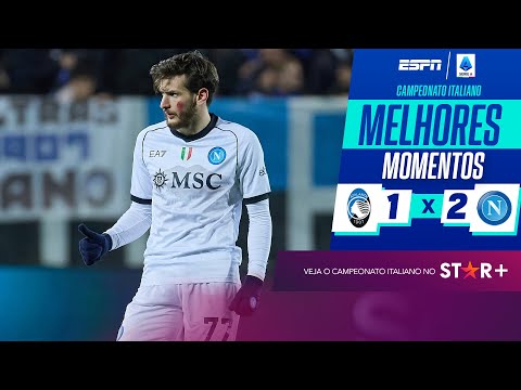 Napoli aproveita bobeada bizarra da Atalanta e vence no Campeonato Italiano | Melhores Momentos