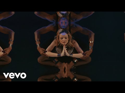 Ashlee Williss - Don't Let The Music Die (Official Video)