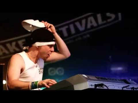 A Tribute to the 90's- Tribuute Band Hire From www.garston-entertainment.co.uk