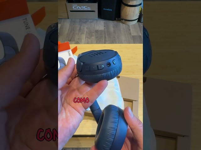 Vídeo relacionado con JBL Tune 670NC - Cancelación de ruido adaptable con auriculares inalámbricos inteligentes ambientales, hasta 70 horas de duración de la batería con carga de velocidad, diseño ligero, cómodo y plegable