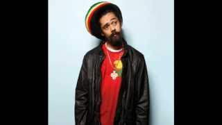 Damian Marley - Put Your Lighters Up (feat. Lil Kim) Remix (Raw)