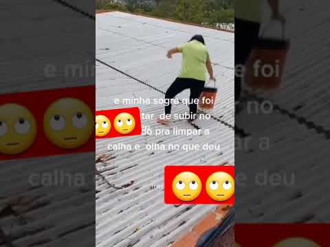 Caiu do telhado #shorts