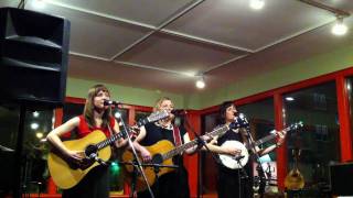 The Good Lovelies singing "Laundry (I'm Happy)"