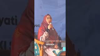 Download lagu Istri Yang Tidak Pernah Bersyukur Kepada Suami | Ustadzah Oki Setiana Dewi mp3