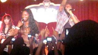 Foxy Brown feat. Spragga Benz - &quot;Oh Yeah (Live at B.B. King&#39;s) 7/25/10