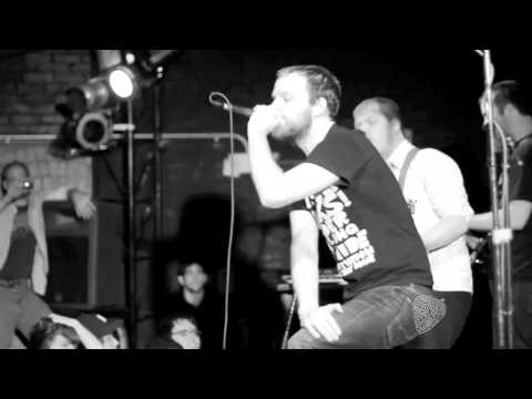The Wonder Years - Everything I Own Fits In This Backpack (The Upsides Live)