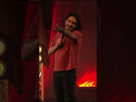 MAX ANGIONI : RELAZIONI COMPLICATE