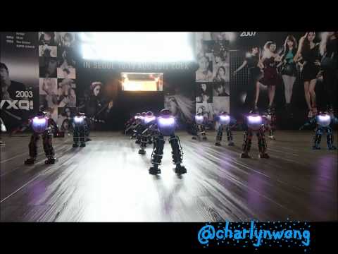 20120813 S.M.ART Exhibition Robot Dance